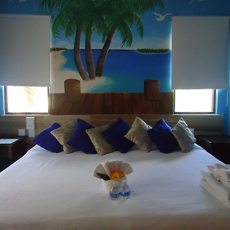 El Acuario Hotel Плая-дель-Кармен Экстерьер фото