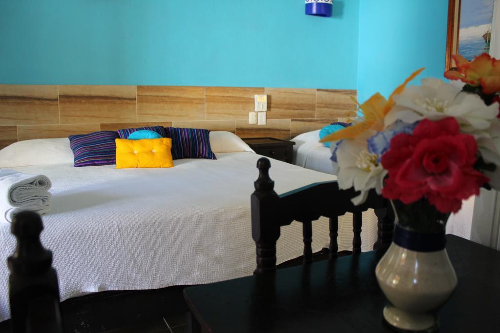 El Acuario Hotel Плая-дель-Кармен Экстерьер фото