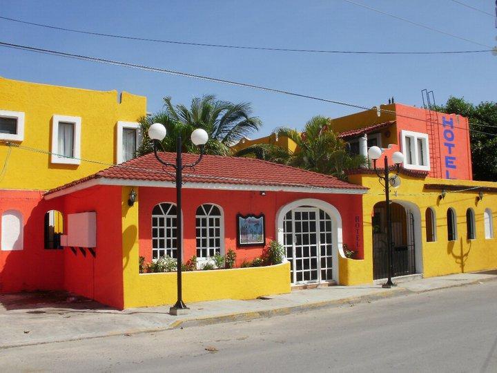 El Acuario Hotel Плая-дель-Кармен Экстерьер фото