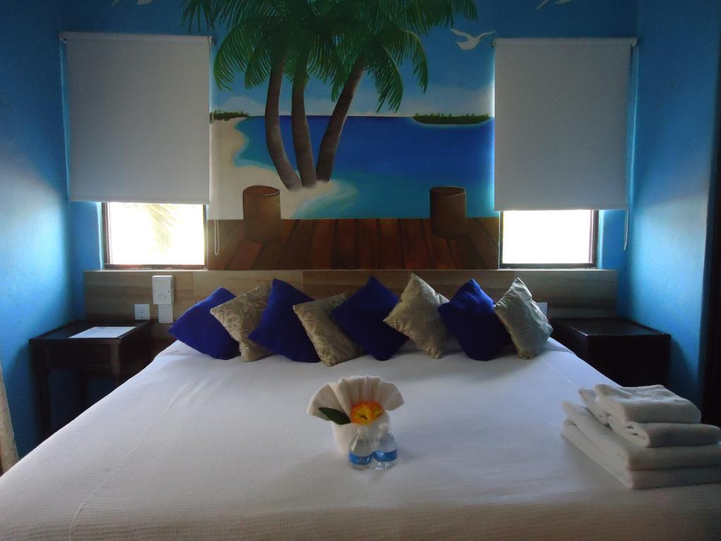 El Acuario Hotel Плая-дель-Кармен Экстерьер фото